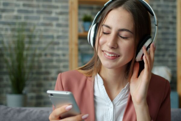 25 Songs About Self-Love and Confidence