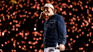 Morgan Wallen Reclaims No. 1 on the Billboard 200